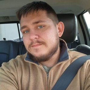 Meet your Posher, Dakota